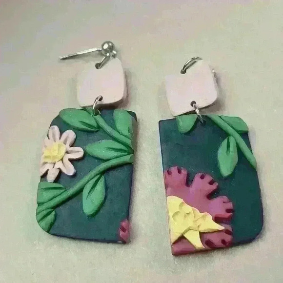 Beaded earrings bundle of 4 pairs of earrings - Picture 10 of 14